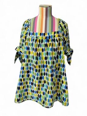 Nanette Lepore 100% Silk Trapeze Style Puff Sleeve Flowy Lightweight Blouse